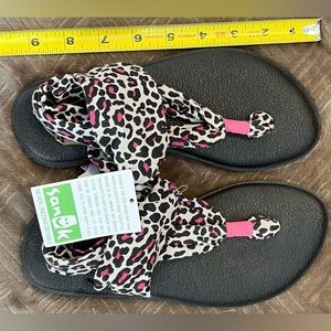 Sanuk youth yoga mat sling sandals